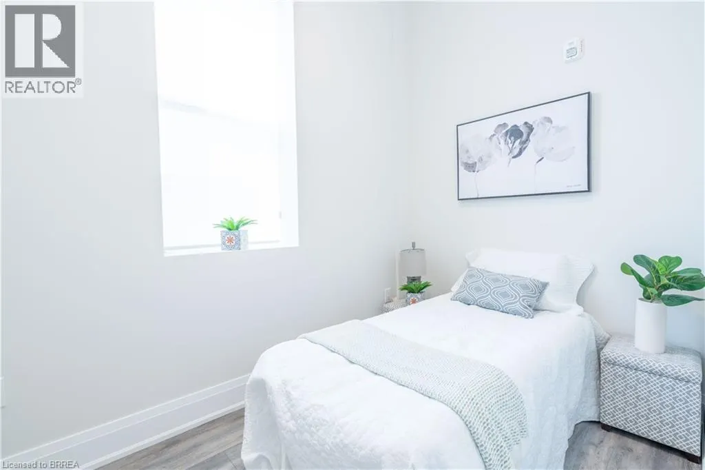 11 QUEEN Street Unit# 301, #301
