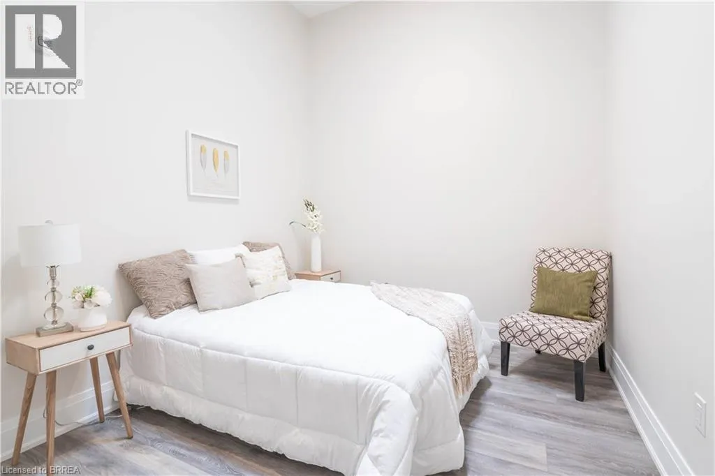 11 QUEEN Street Unit# 301, #301