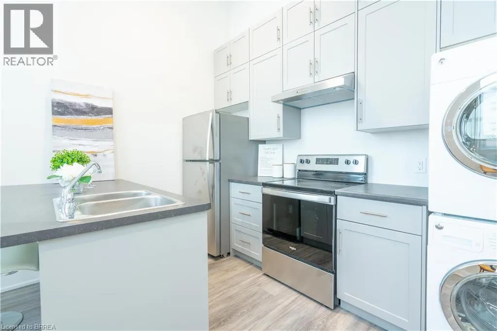 11 QUEEN Street Unit# 301, #301