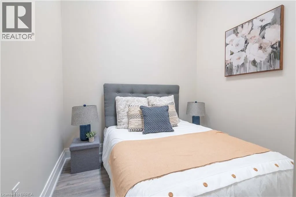 11 QUEEN Street Unit# 301, #301