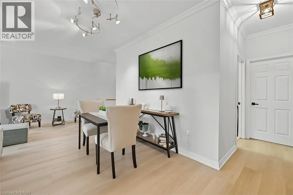 55 NORTHERN BREEZE Street Unit# 33, #33