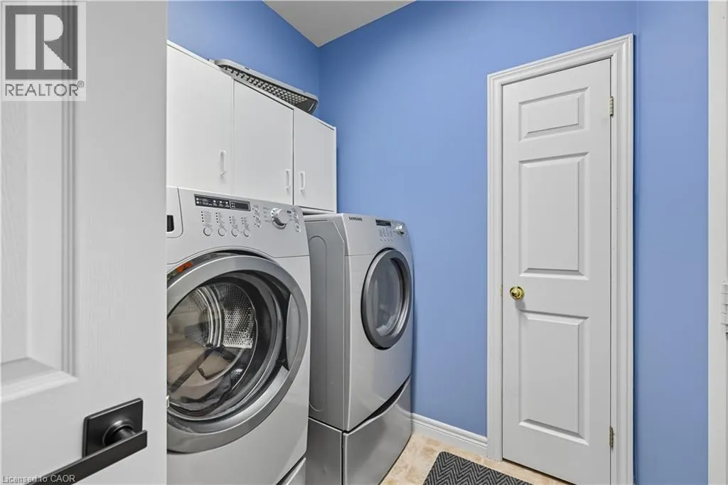 55 NORTHERN BREEZE Street Unit# 33, #33