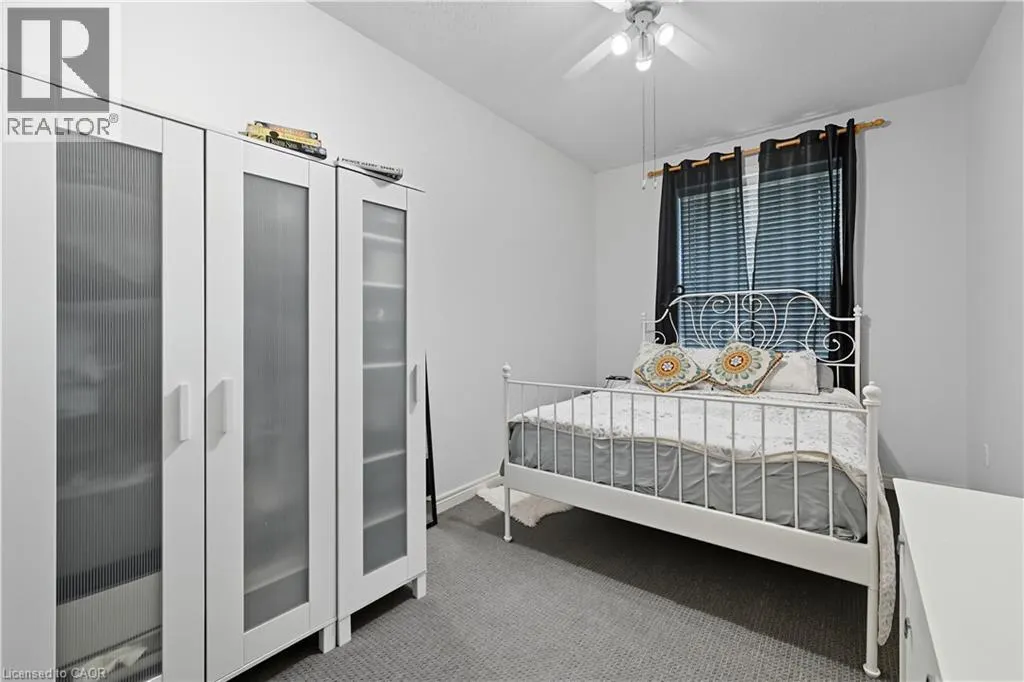 55 NORTHERN BREEZE Street Unit# 33, #33