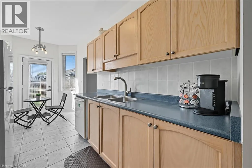 55 NORTHERN BREEZE Street Unit# 33, #33