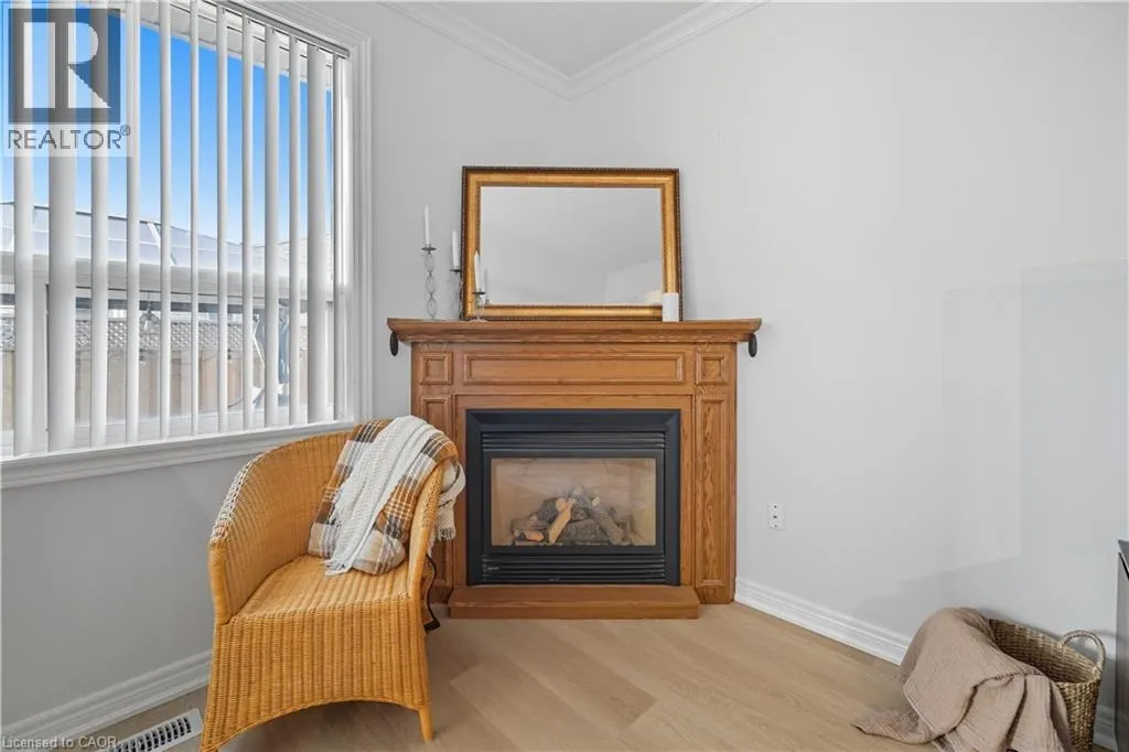 55 NORTHERN BREEZE Street Unit# 33, #33