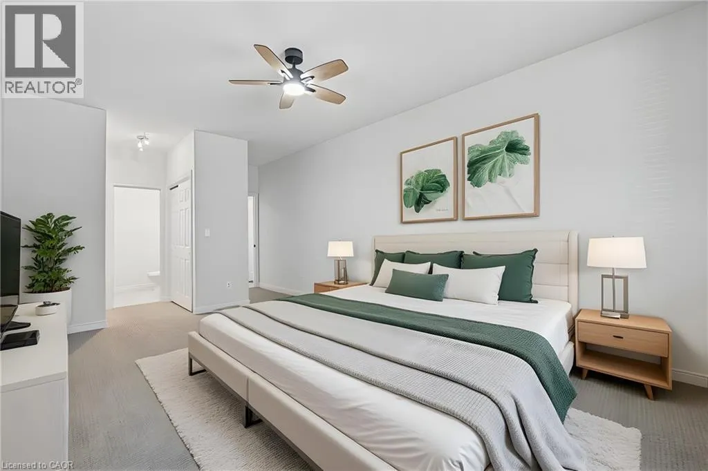 55 NORTHERN BREEZE Street Unit# 33, #33