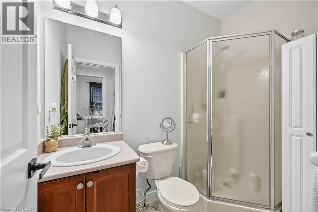 55 NORTHERN BREEZE Street Unit# 33, #33