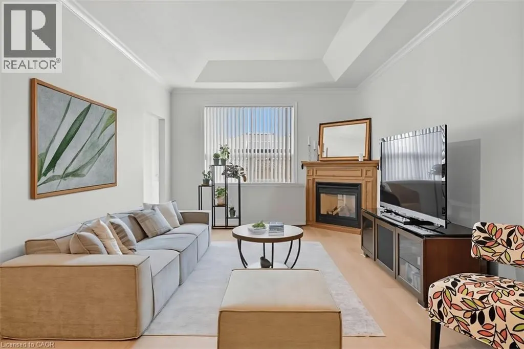 55 NORTHERN BREEZE Street Unit# 33, #33