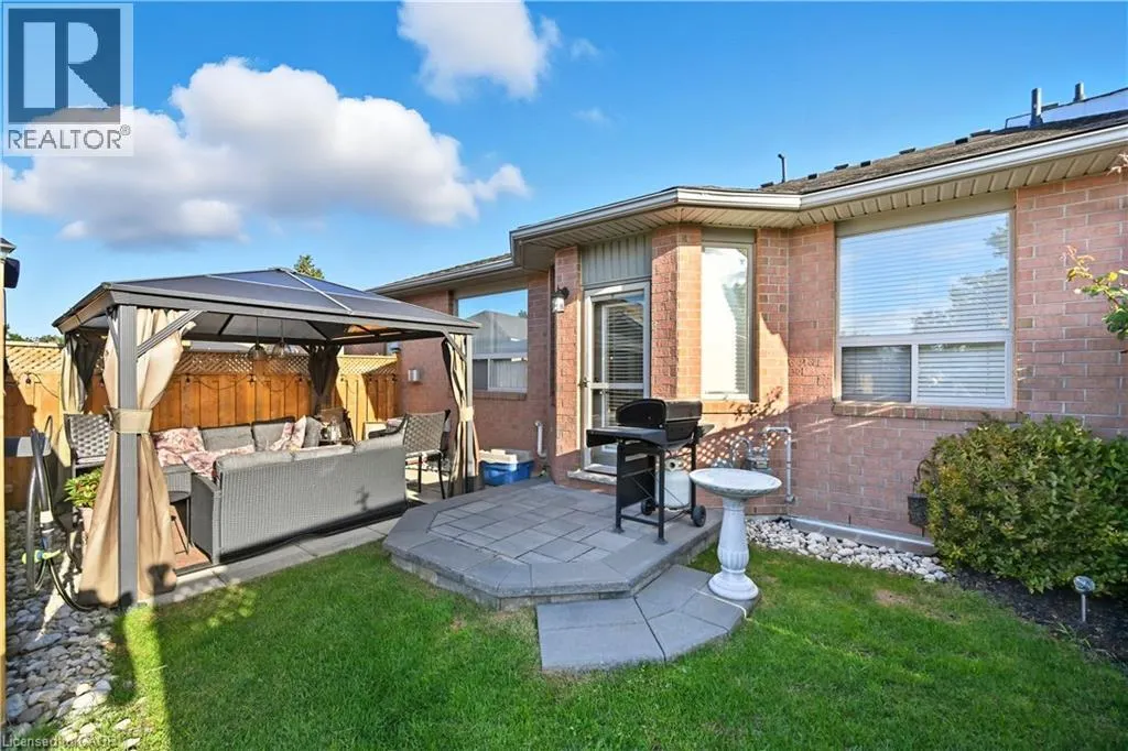 55 NORTHERN BREEZE Street Unit# 33, #33