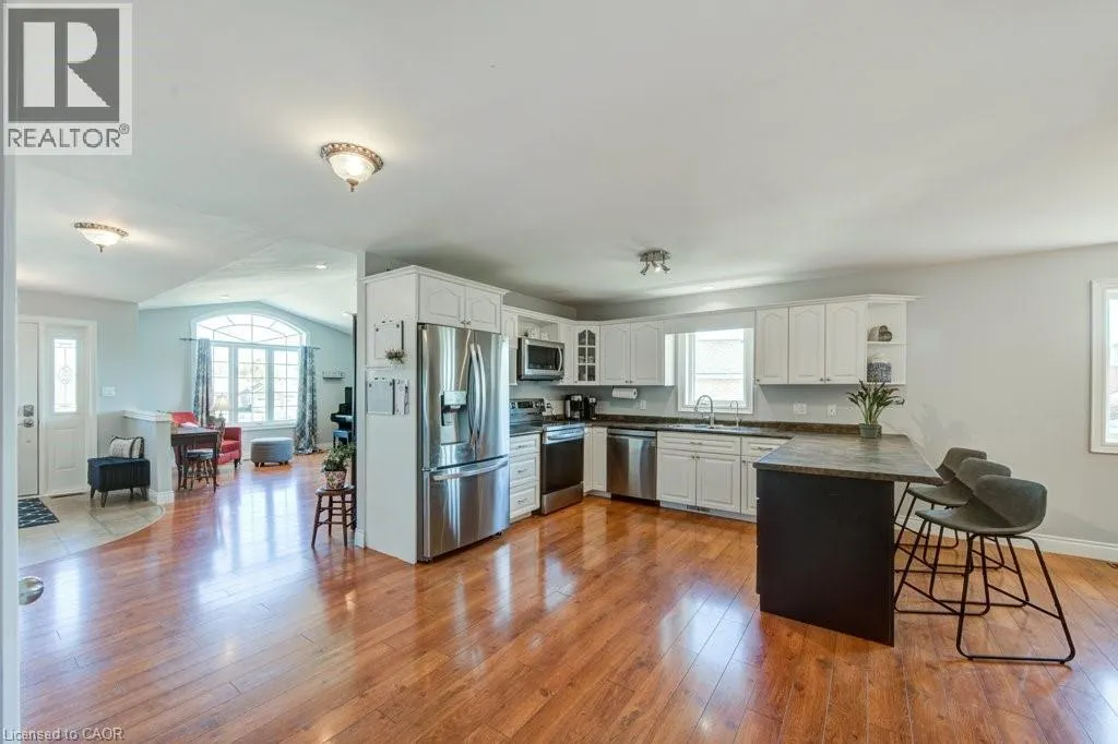 25 PICKETT Court