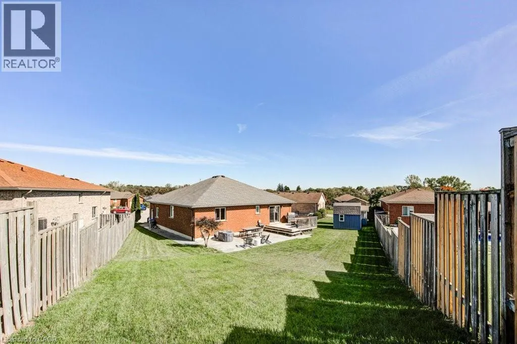 25 PICKETT Court
