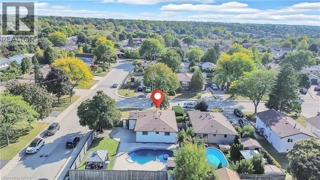4 LISA Court