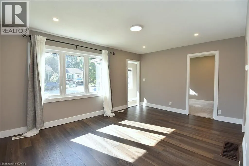 26 SPENCER Avenue