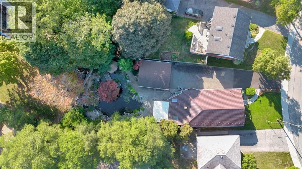 63 HARDALE Crescent