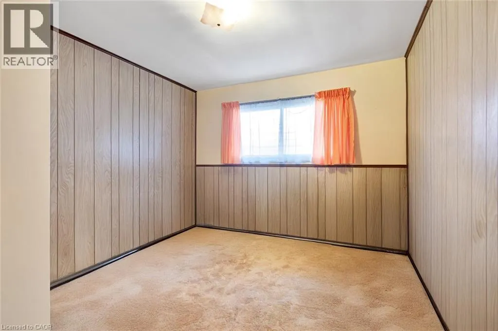 63 HARDALE Crescent