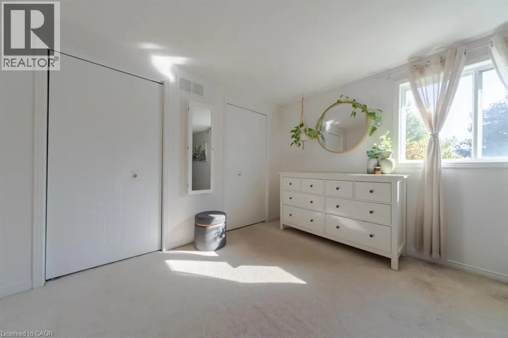 118 SILURIAN Drive