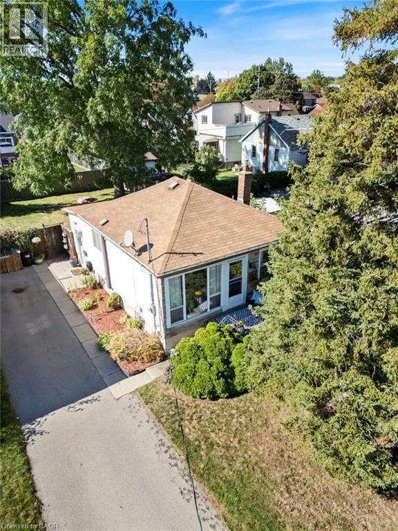 387 OSBORNE Street