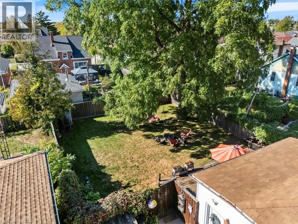 387 OSBORNE Street