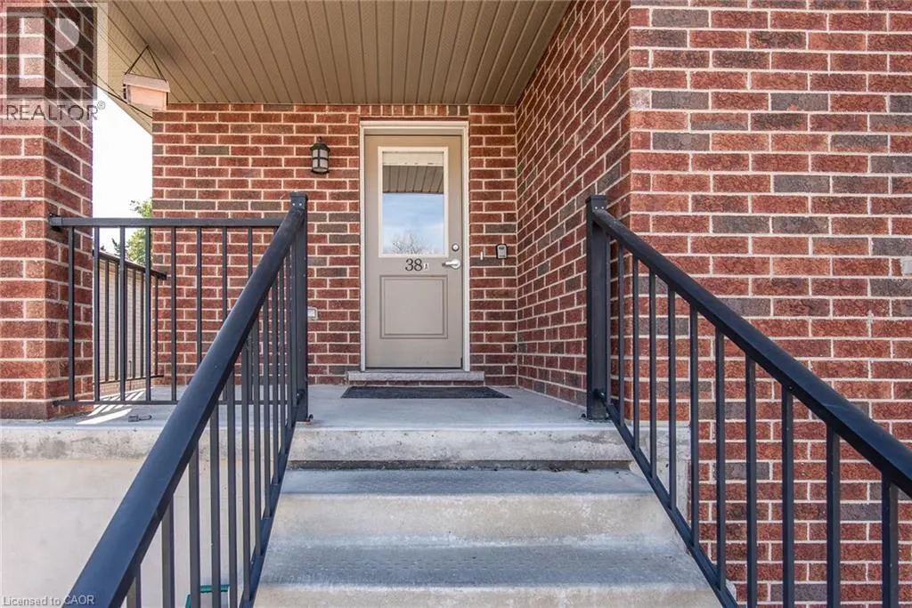 38 FOUNDRY Street