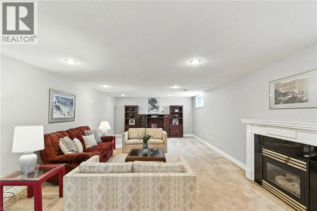 320 FIDDLERS GREEN Road