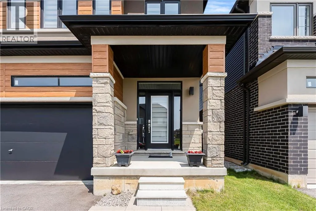 16 SCENIC RIDGE Gate
