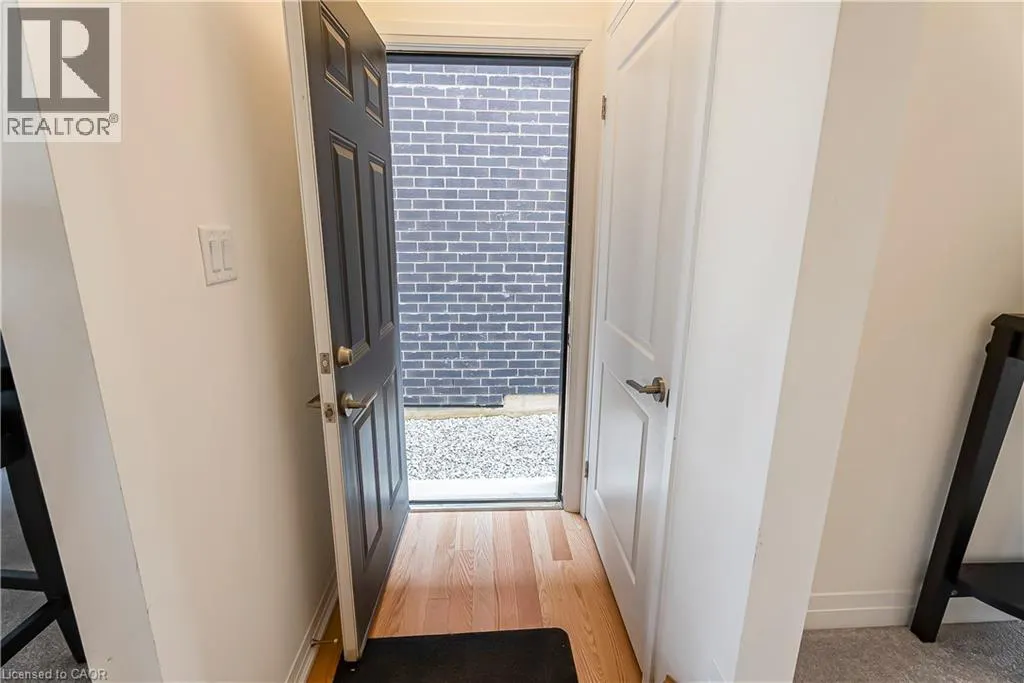 16 SCENIC RIDGE Gate