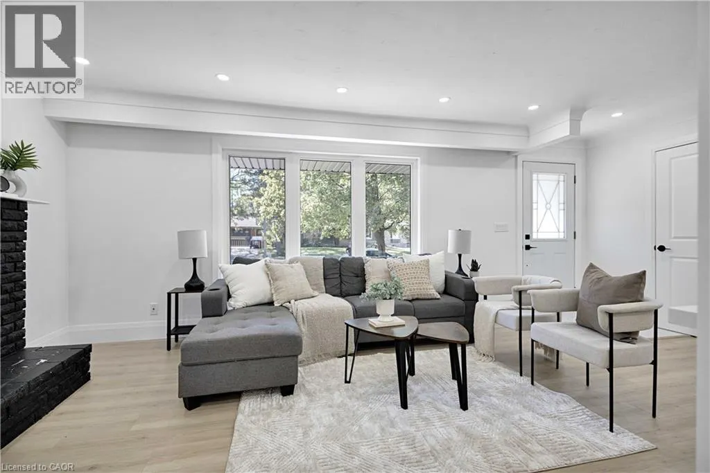 7 SWAN Drive