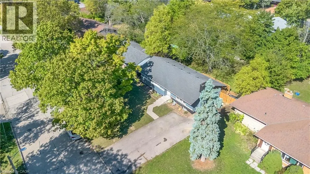 7 SWAN Drive