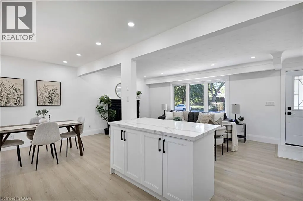7 SWAN Drive