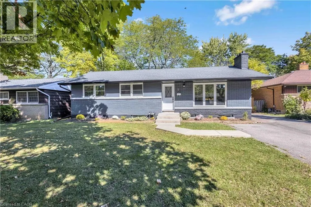 7 SWAN Drive