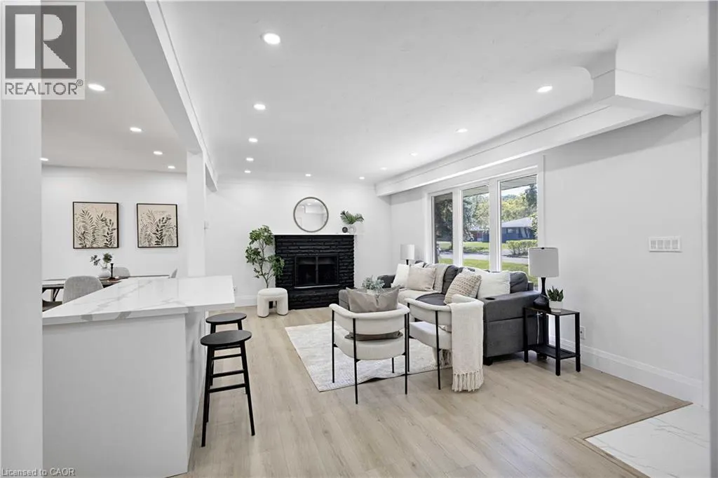 7 SWAN Drive