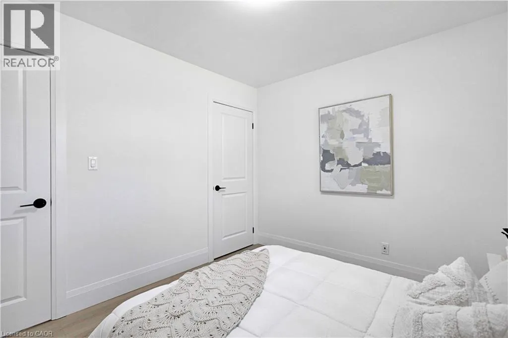 7 SWAN Drive