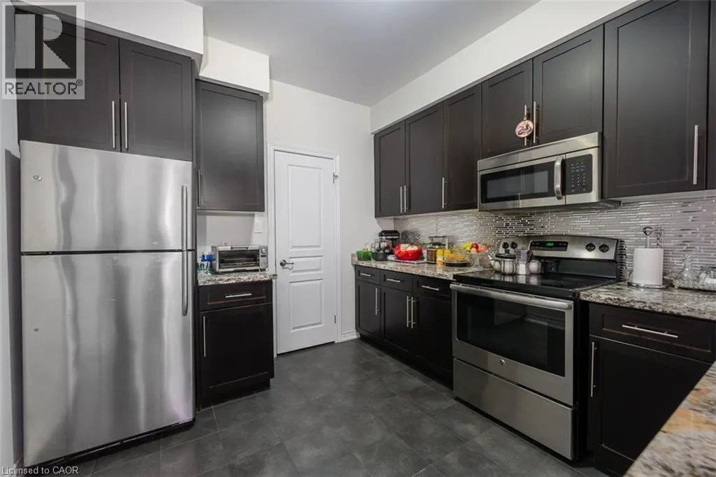 40 OAKHAVEN Place
