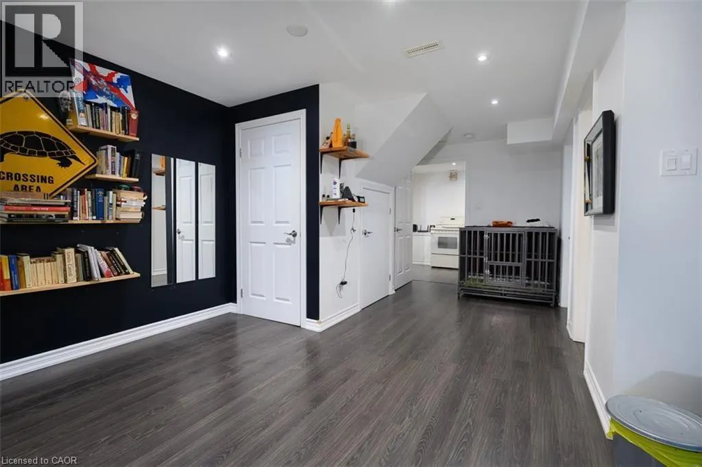 40 OAKHAVEN Place