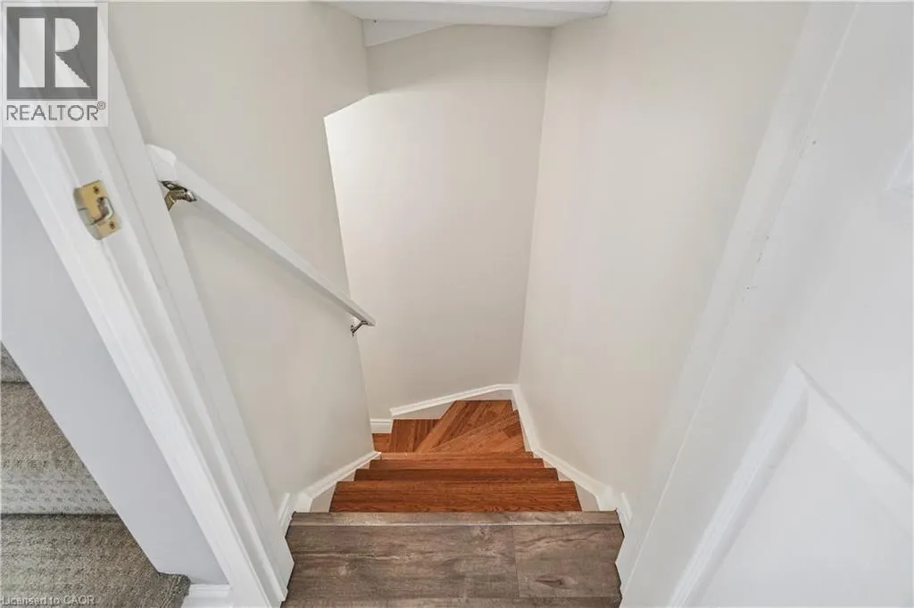 46 DAWSON Crescent