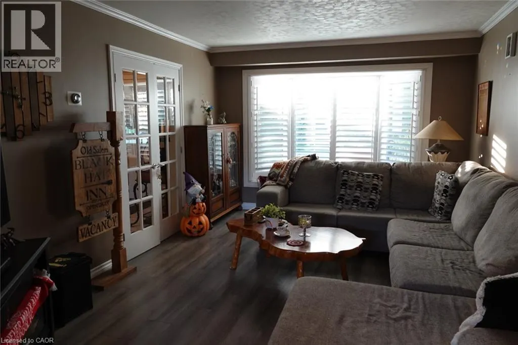 5475 LAKESHORE Road Unit# 9, #9