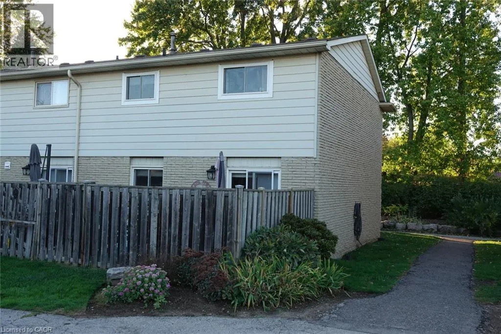 5475 LAKESHORE Road Unit# 9, #9