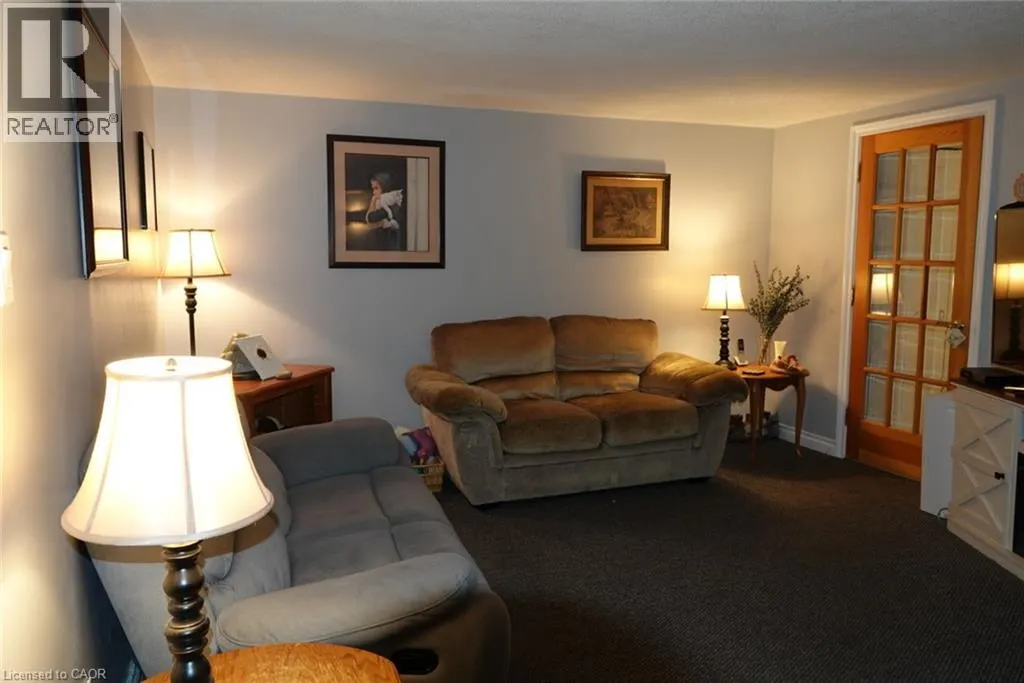 5475 LAKESHORE Road Unit# 9, #9