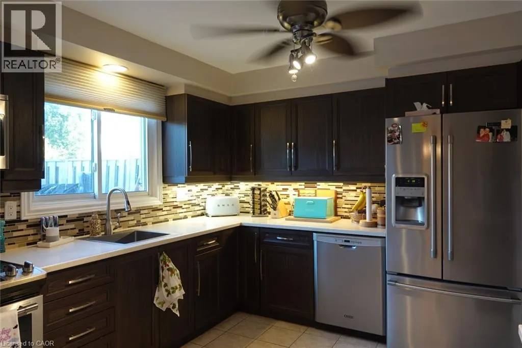 5475 LAKESHORE Road Unit# 9, #9
