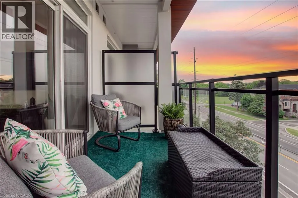 320 PLAINS Road E Unit# 414, #414