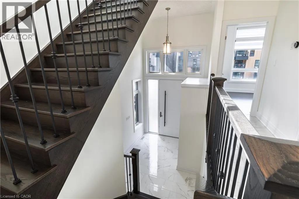 585 BENNINGER Drive