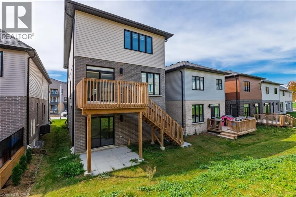 585 BENNINGER Drive