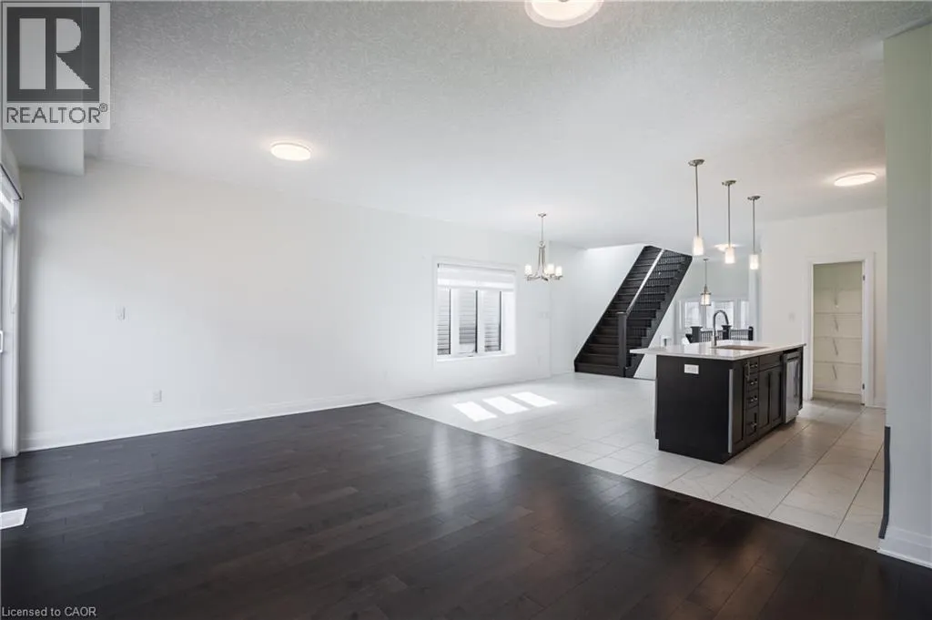 585 BENNINGER Drive