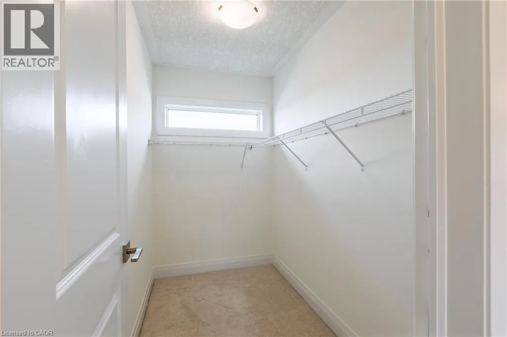 585 BENNINGER Drive