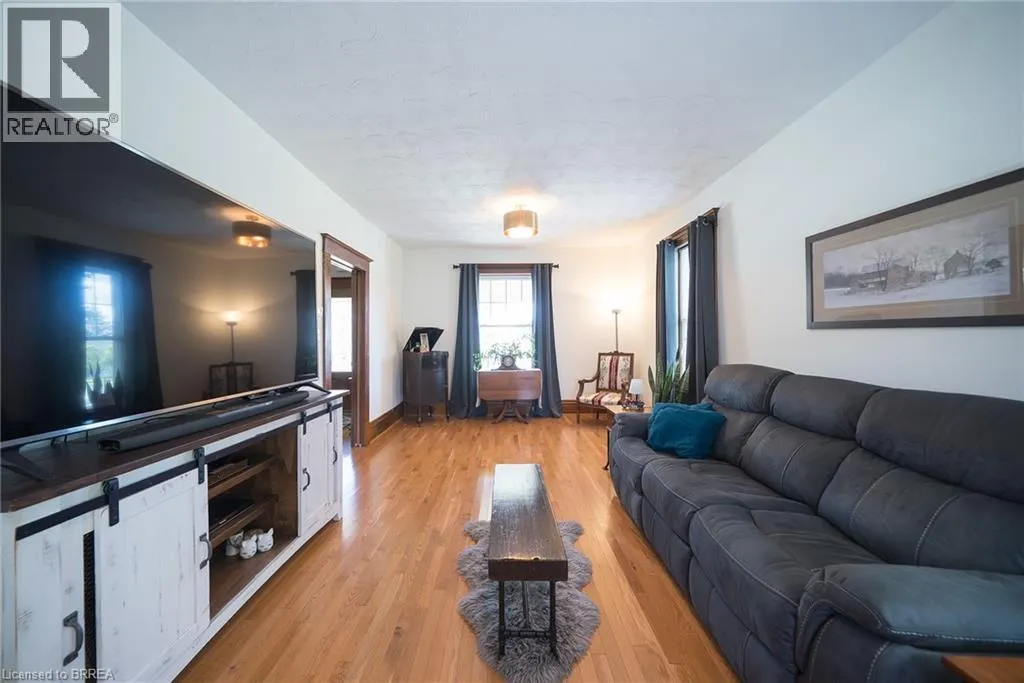 57 STOVER Street N