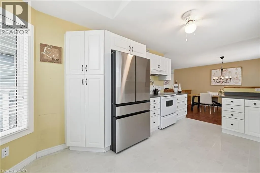 111 GRACEHILL Crescent