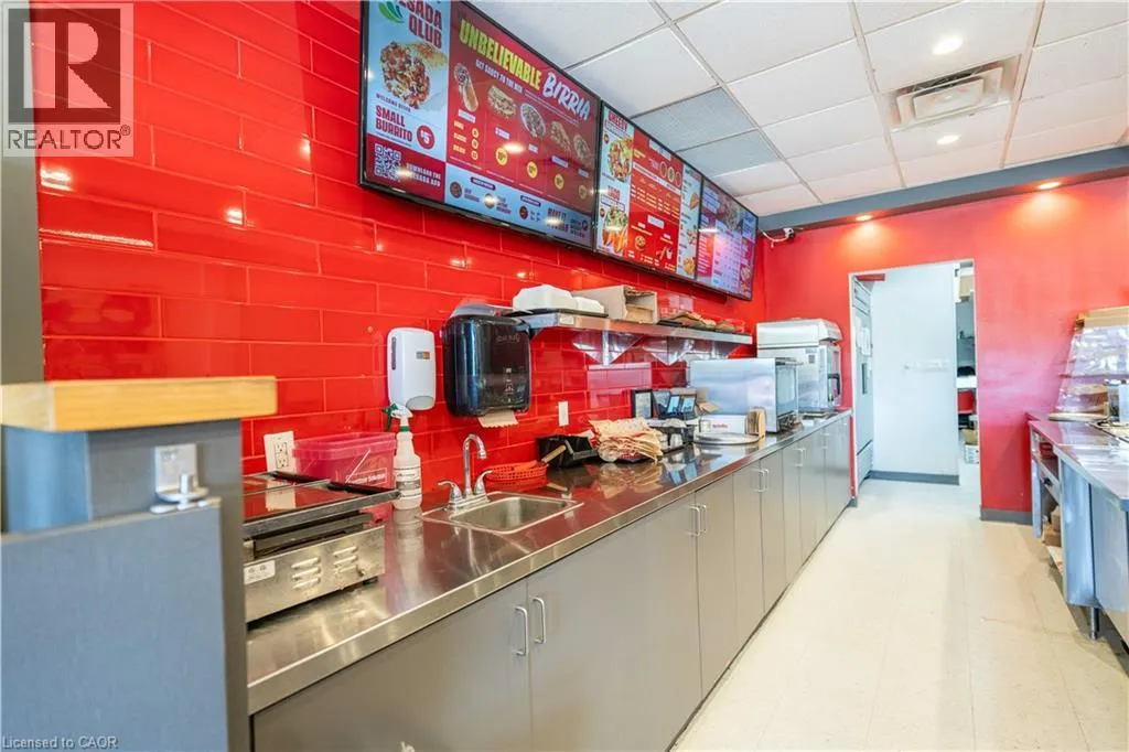 324 HIGHLAND Road W Unit# 3, #3