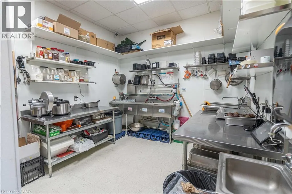324 HIGHLAND Road W Unit# 3, #3