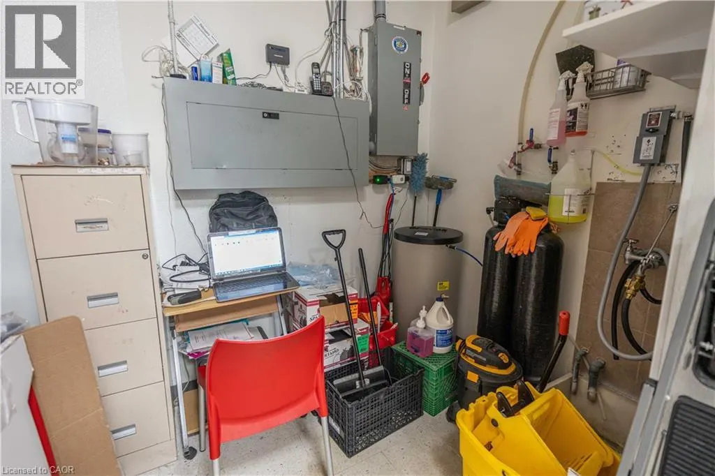 324 HIGHLAND Road W Unit# 3, #3