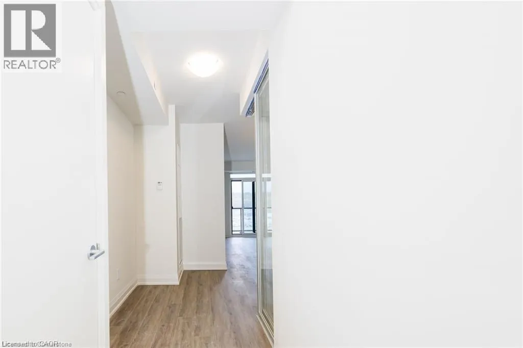 385 WINSTON Road Unit# 812, #812